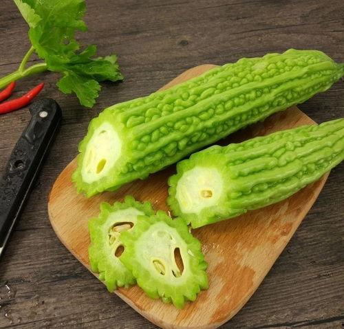 吃瓜要有料,揭秘娱乐圈幕后真相，一网打尽热门事件