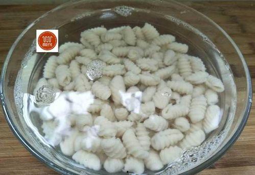 吃瓜必备的猫耳朵,吃瓜必备的萌宠零食解析