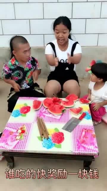 吃瓜云南小伙视频,揭秘云南特色美食魅力