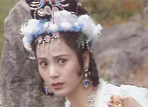 玉面狐狸吃瓜,玉面狐狸的瓜田奇遇记