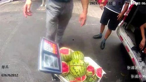 吃瓜群众和交警,揭秘交通违规背后的故事